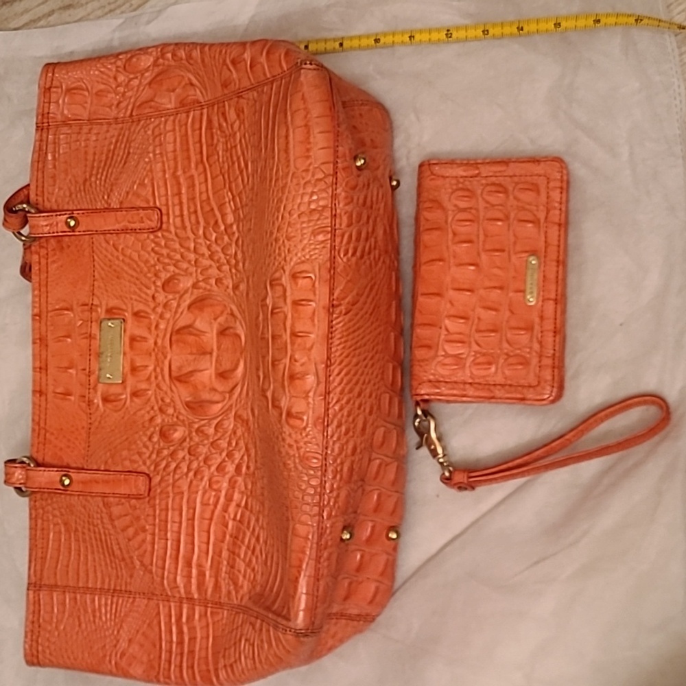 Brahmin Vibrant Orange Crocodile Embossed Wristlet In EUC! - Picture 6 of 6